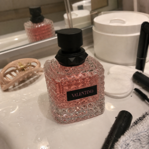 Demo-/Test-Reviewbild fuer Valentino Born In Roma Donna Eau de Parfum 50 ml