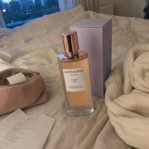 Demo Reviewbild zu Ariana Grande Lovenotes Angels Kiss Eau de Parfum 125 ml