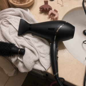 Demo-/Test-Reviewbild fuer ghd speed Haartrockner Schwarz