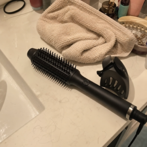 Demo-/Test-Reviewbild fuer ghd rise™ Hot Brush